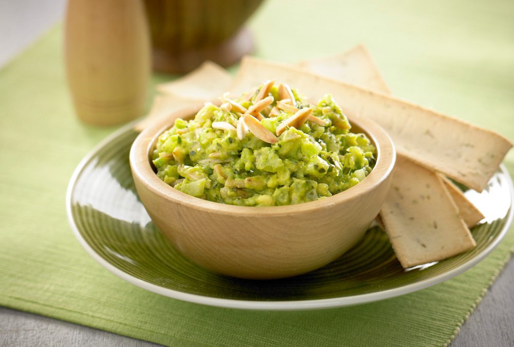 Crunchy avocado and celery salsa