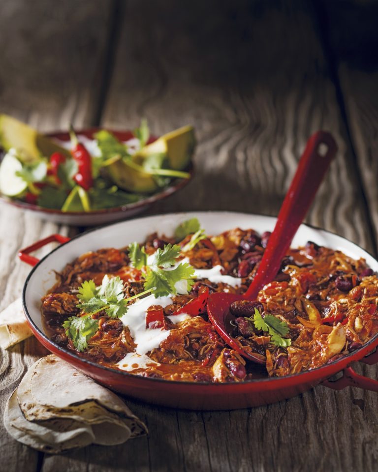 Chicken chilli con carne Australian Avocados
