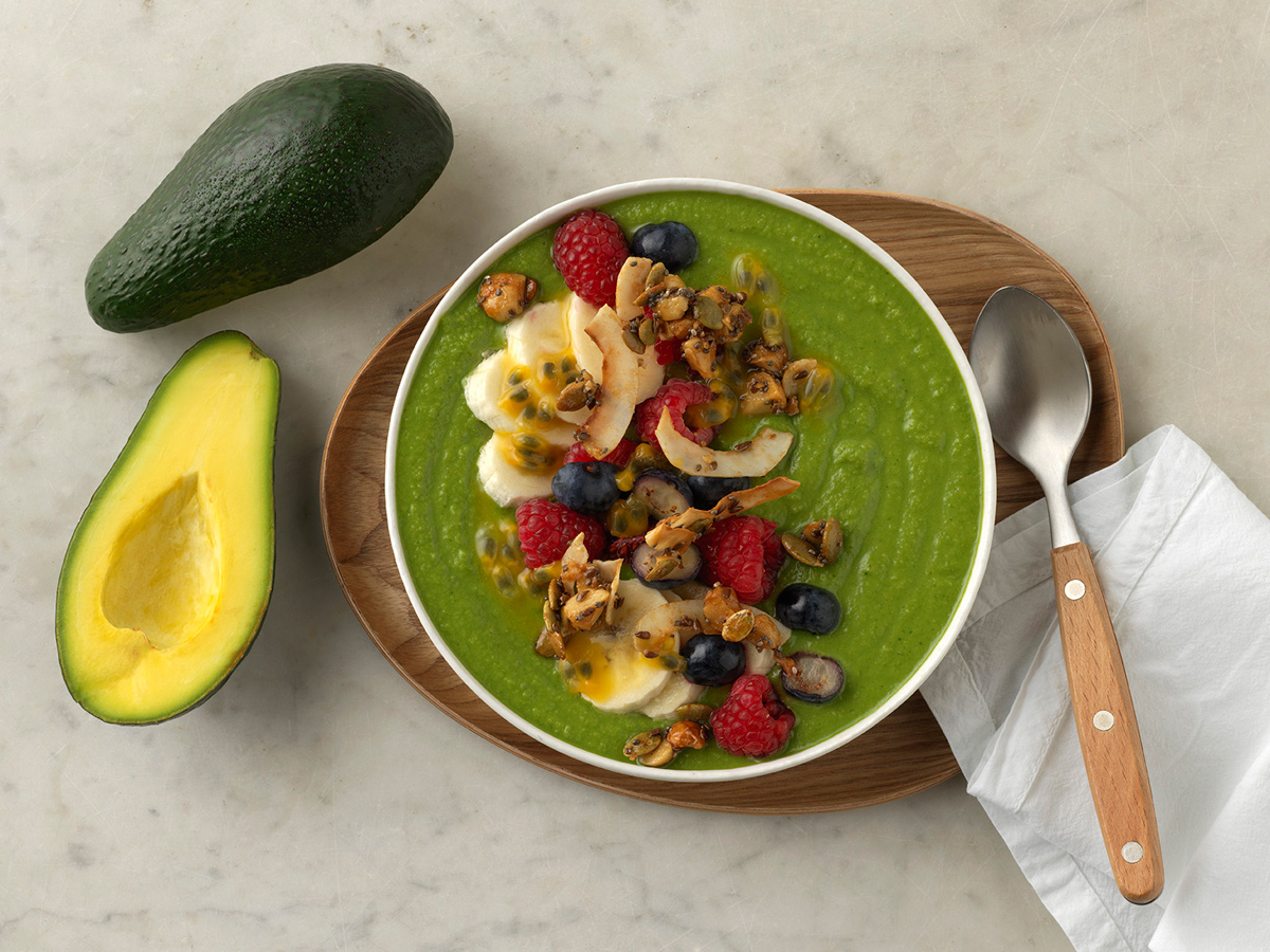 Avocado smoothie bowl