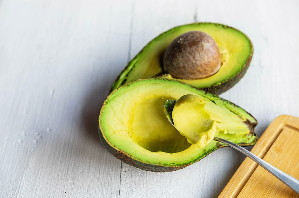 New Aussie research shows avocados reduce cholesterol without increasing weight