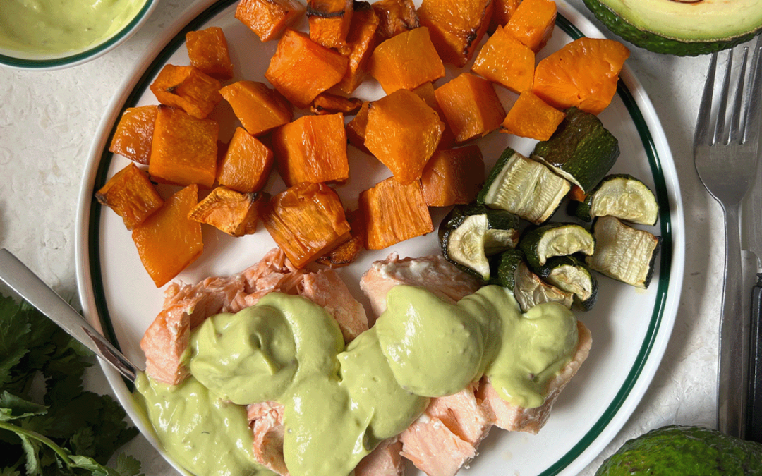 Creamy Avocado Dip served with Baked Salmon and Veggies