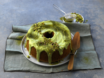 Avocado Chiffon Cake with Avocado Icing