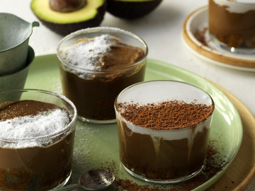 Mini Avocado & Chocolate Tiramisu